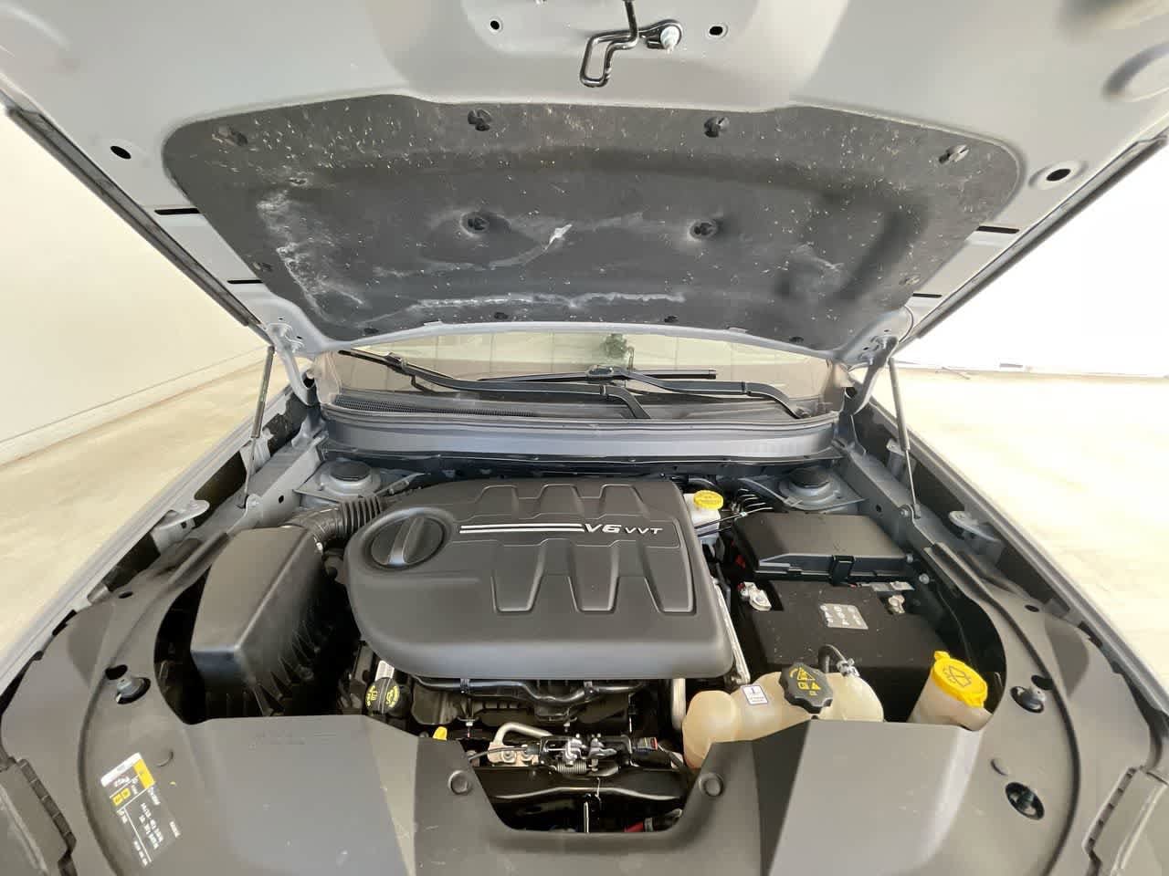 Thumbnail: 2022 Jeep Cherokee - 25