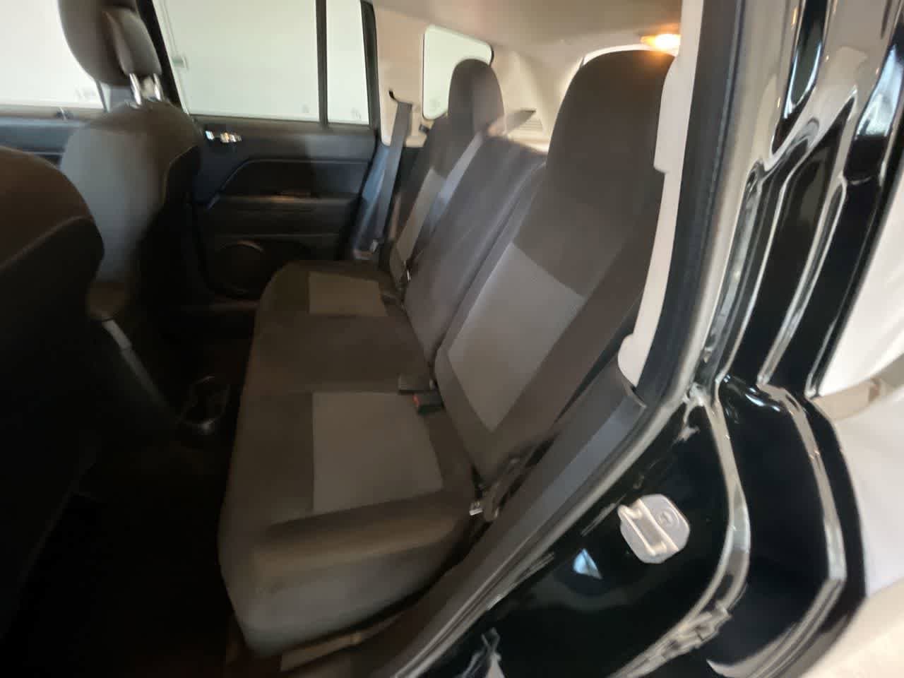 Thumbnail: 2015 Jeep Compass - 20