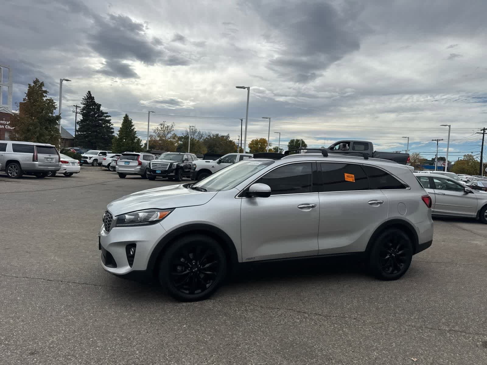 Thumbnail: 2020 Kia Sorento - 30