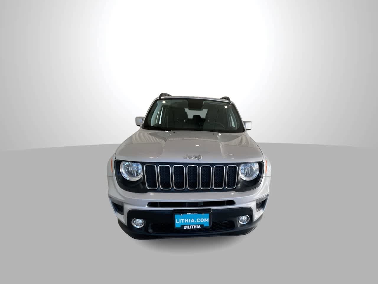 Thumbnail: 2019 Jeep Renegade - 3