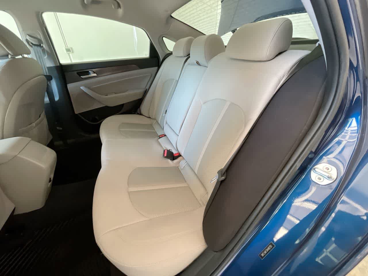 Thumbnail: 2017 Hyundai Sonata - 21