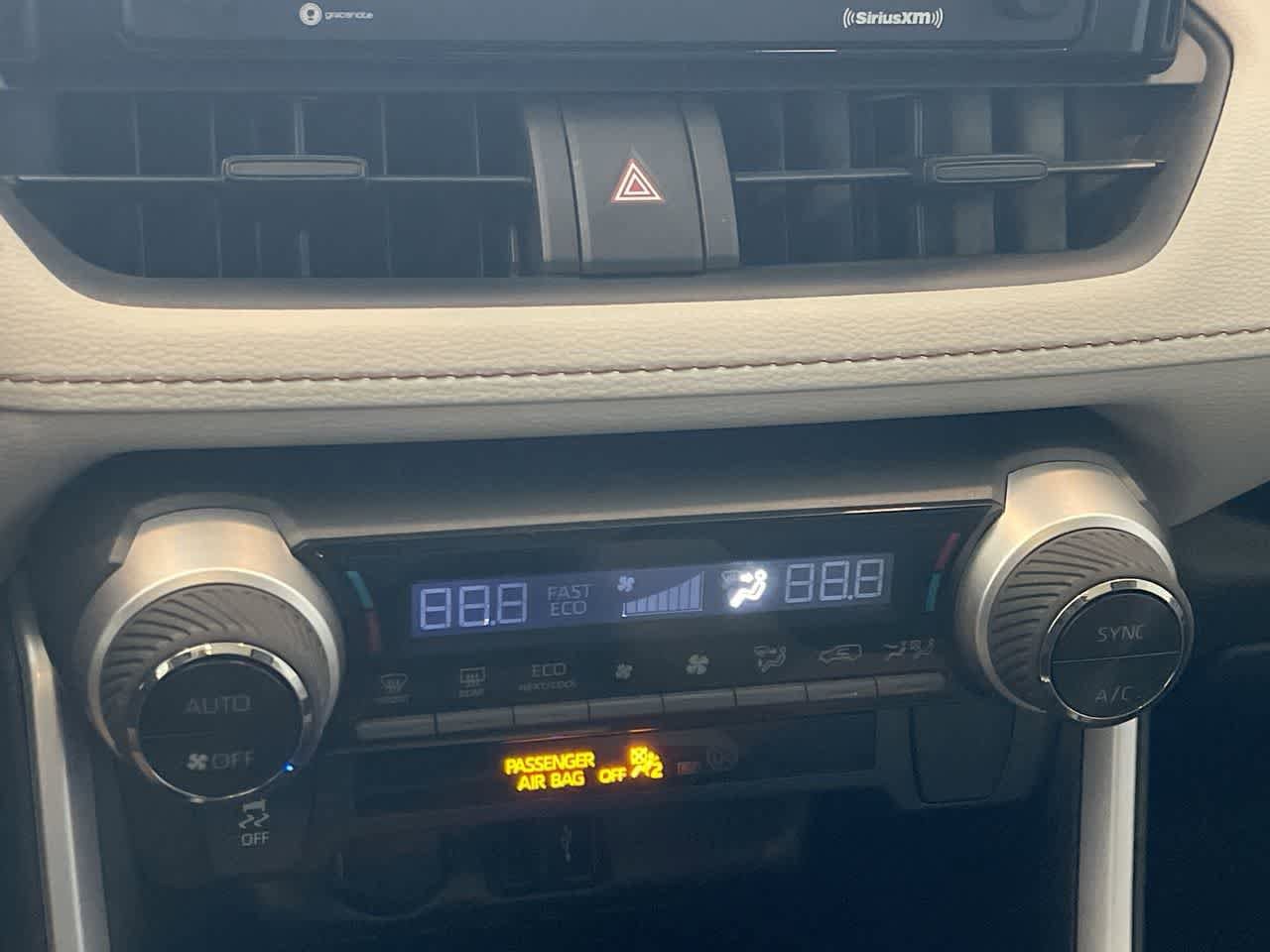 Thumbnail: 2021 Toyota RAV4 - 19