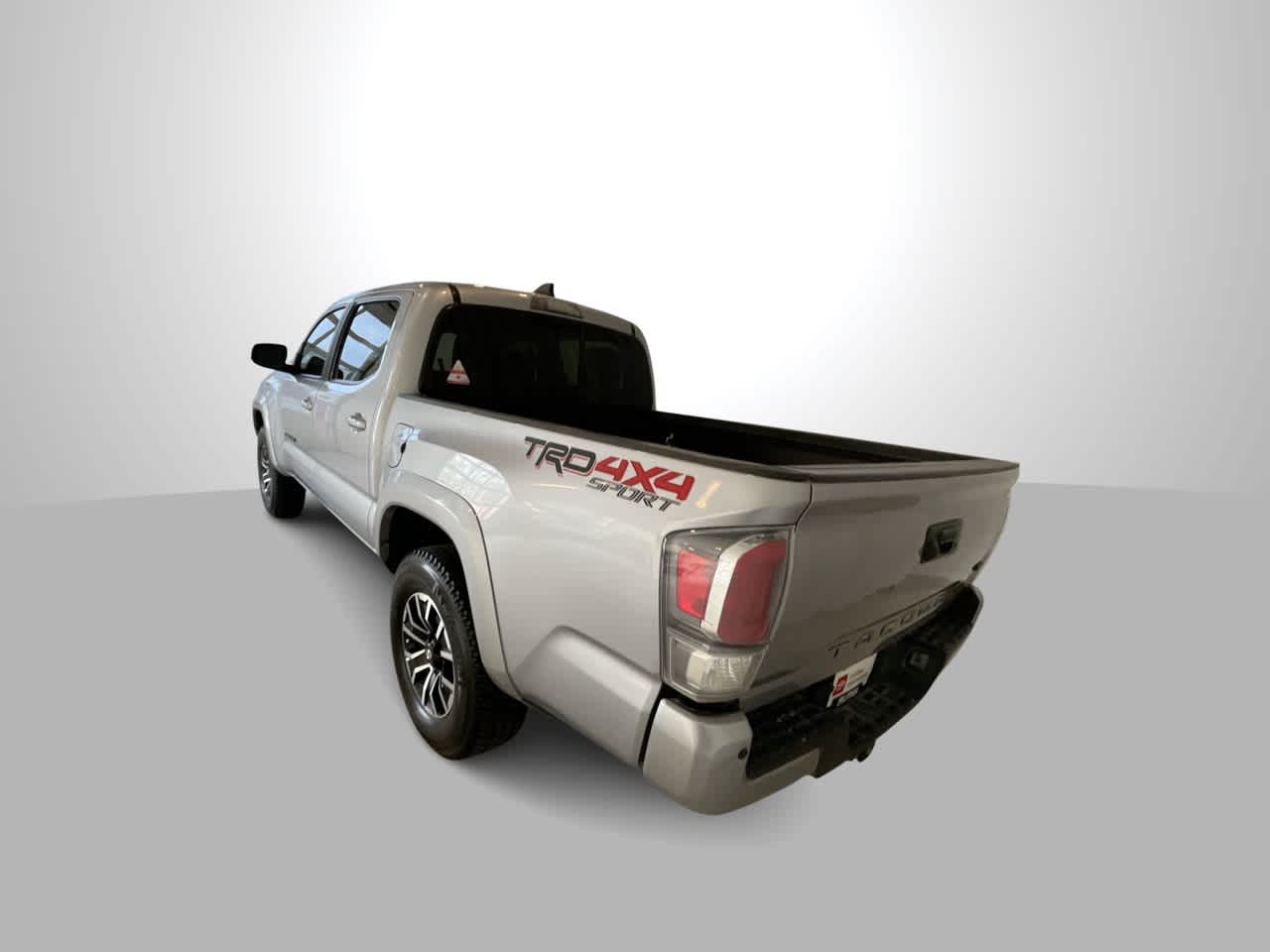 Thumbnail: 2021 Toyota Tacoma - 6