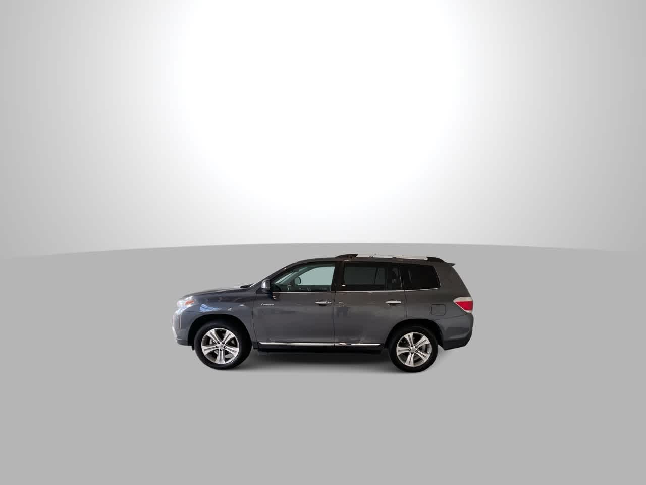 Thumbnail: 2011 Toyota Highlander - 5