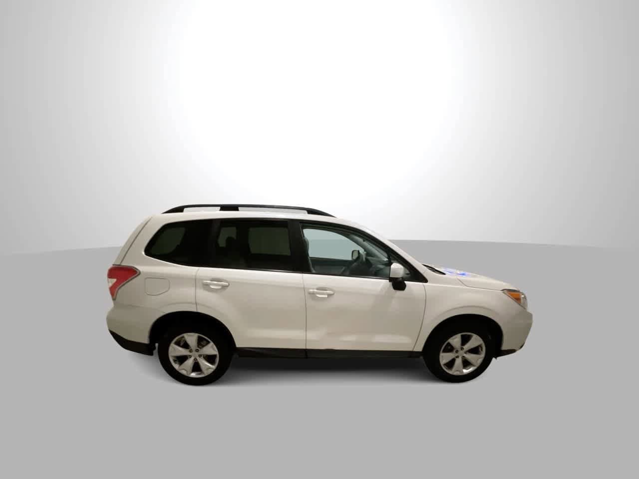 Thumbnail: 2016 Subaru Forester - 9