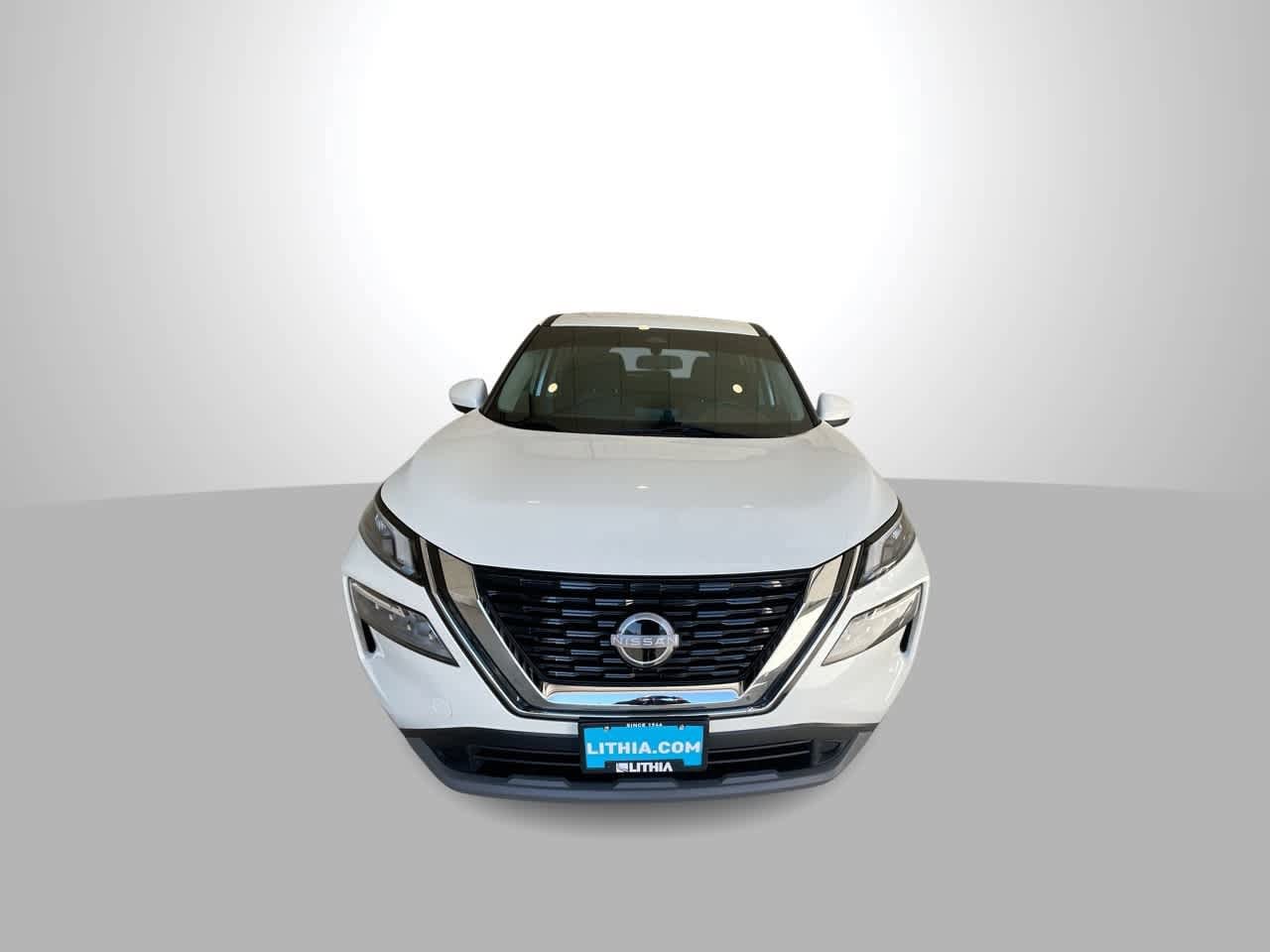 Thumbnail: 2023 Nissan Rogue - 3