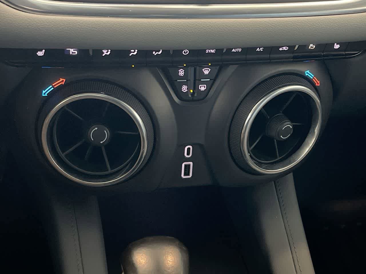 Thumbnail: 2019 Chevrolet Blazer - 19