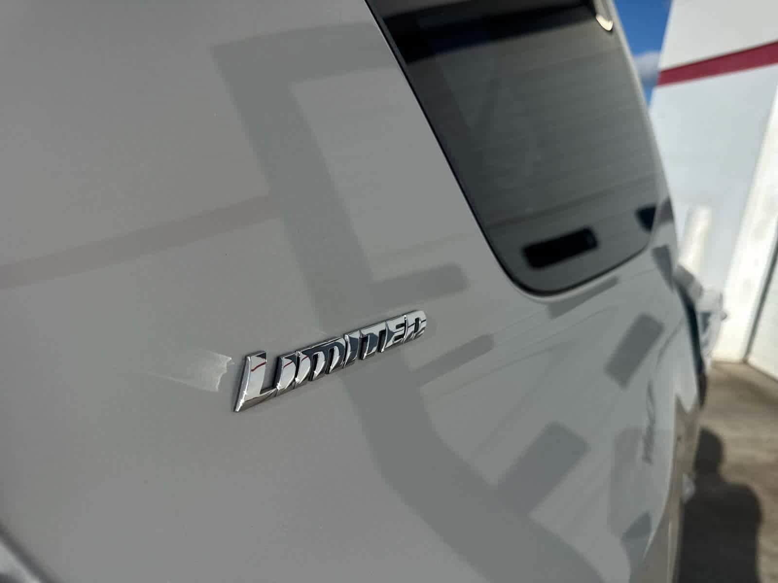 Thumbnail: 2020 Toyota 4Runner - 31