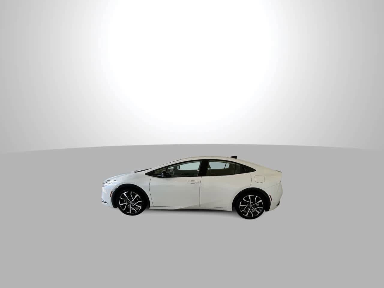 Thumbnail: 2026 Toyota Prius - 5