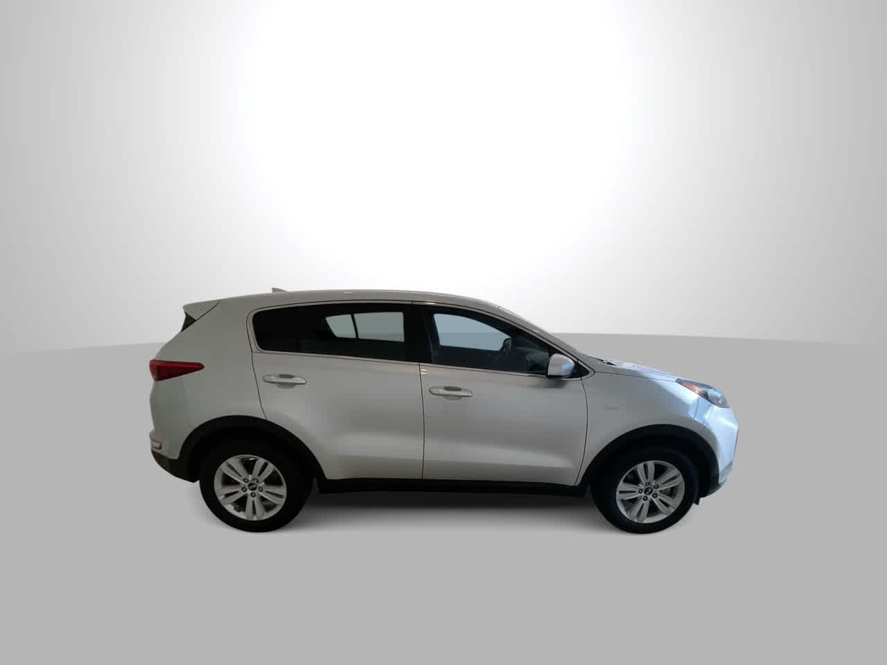 Thumbnail: 2017 Kia Sportage - 9