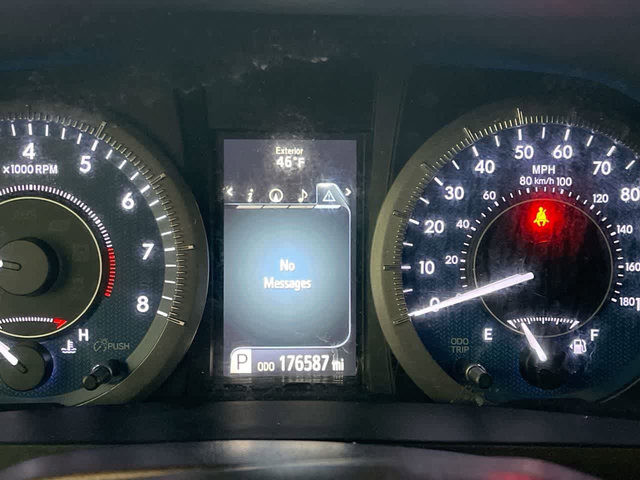 Thumbnail: 2017 Toyota Sienna - 15