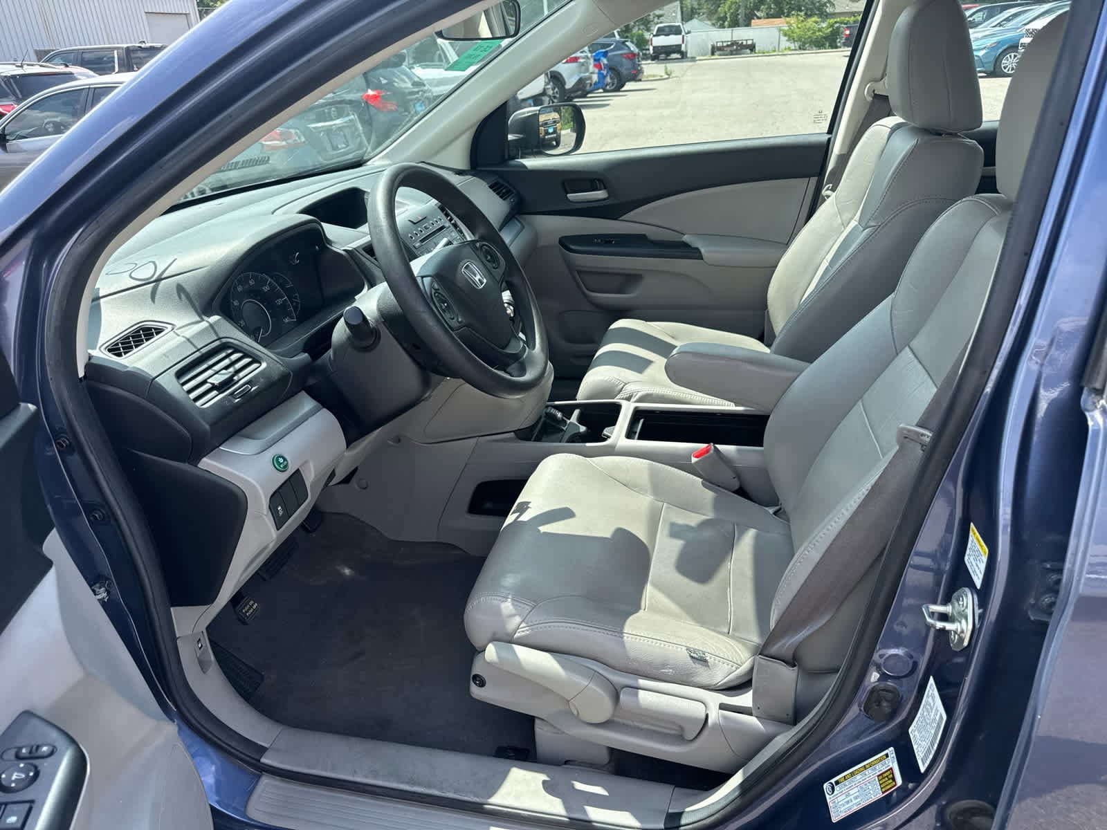 2013 Honda CR-V LX 24
