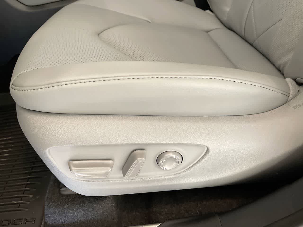 Thumbnail: 2026 Toyota Highlander - 13