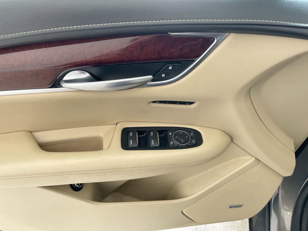 Thumbnail: 2018 Cadillac XT5 - 12