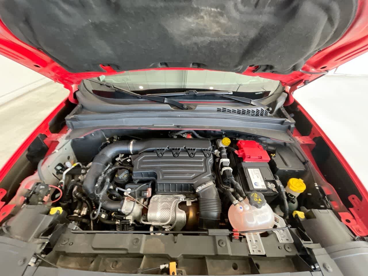 Thumbnail: 2023 Jeep Renegade - 25