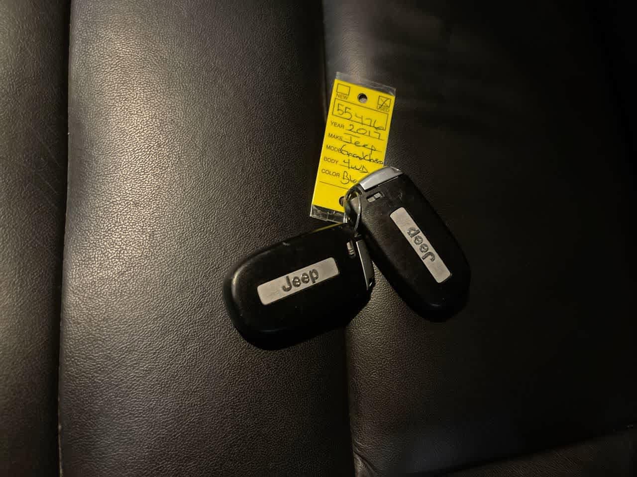 Thumbnail: 2017 Jeep Grand Cherokee - 27