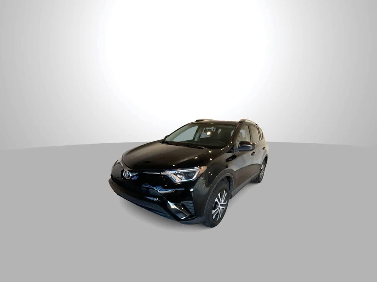 Thumbnail: 2016 Toyota RAV4 - 4