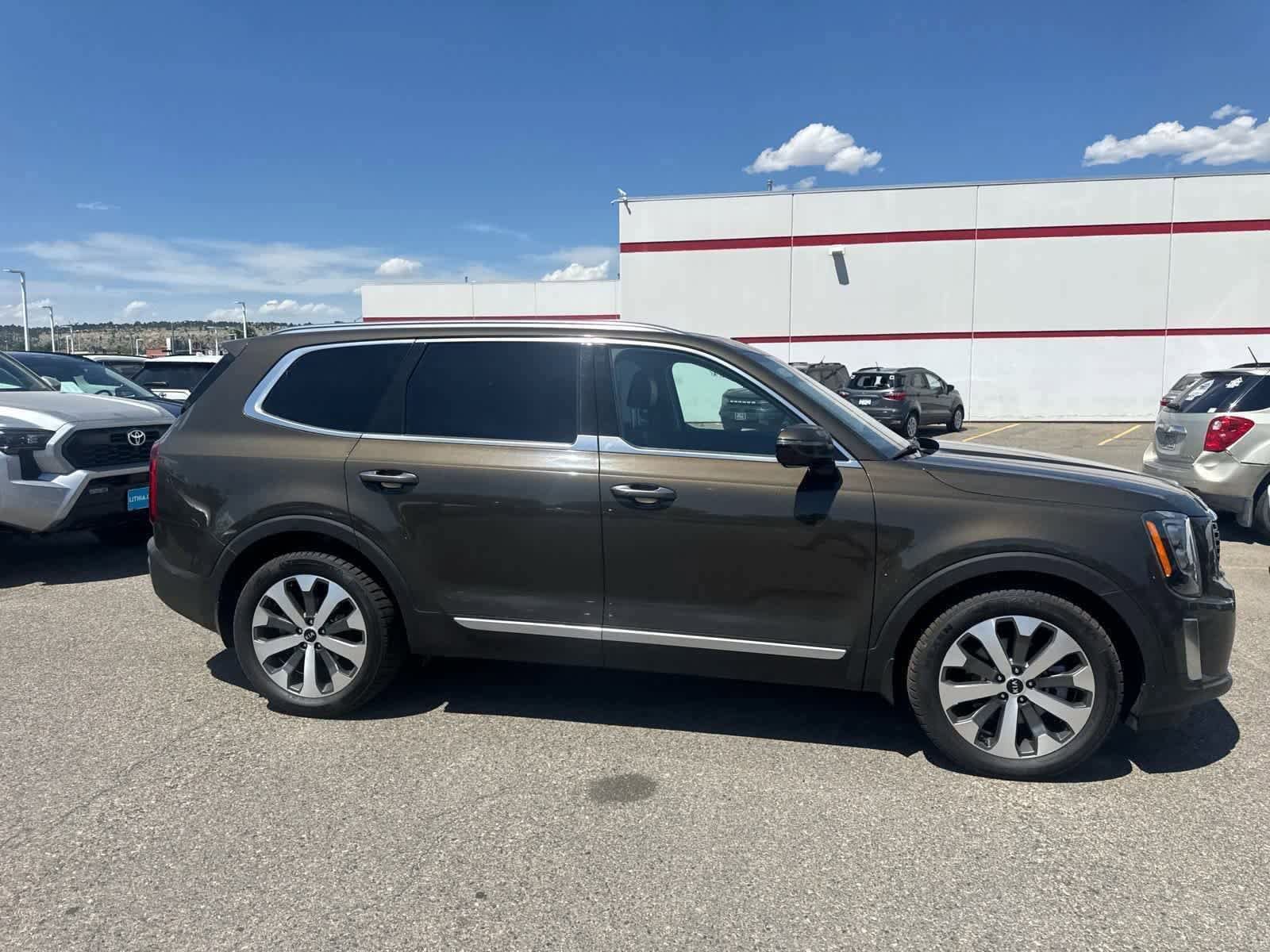 Thumbnail: 2021 Kia Telluride - 8