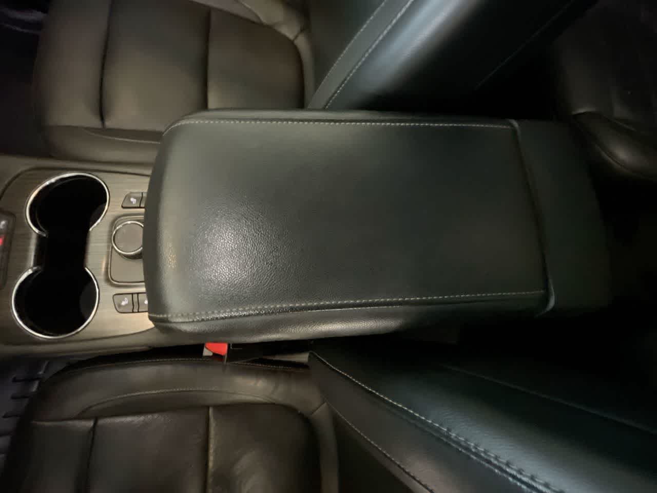 2020 GMC Acadia SLT - Photo 21