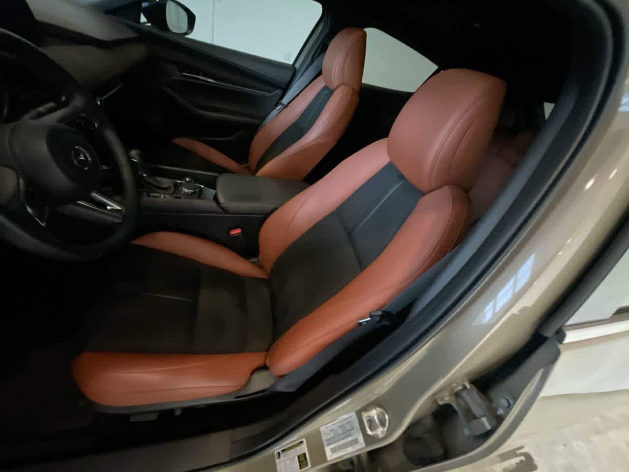 Thumbnail: 2024 Mazda Mazda3 - 11