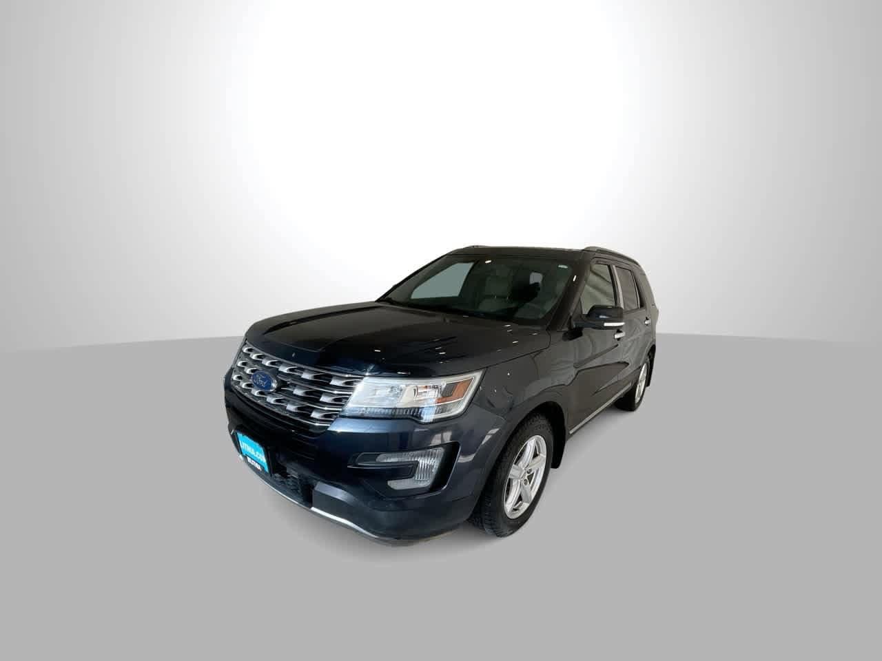 Thumbnail: 2017 Ford Explorer - 4