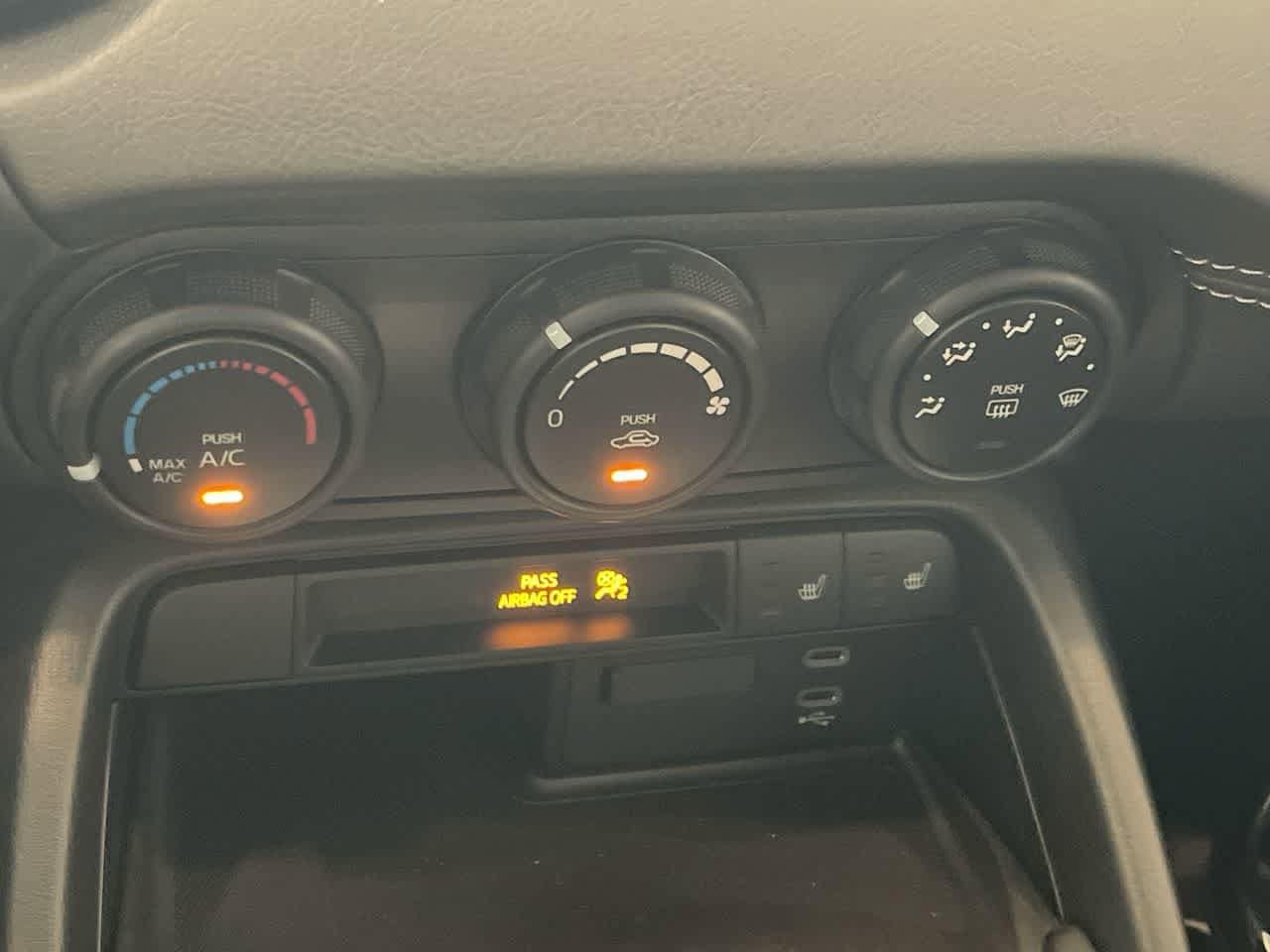 Thumbnail: 2025 Mazda MX-5 Miata - 19