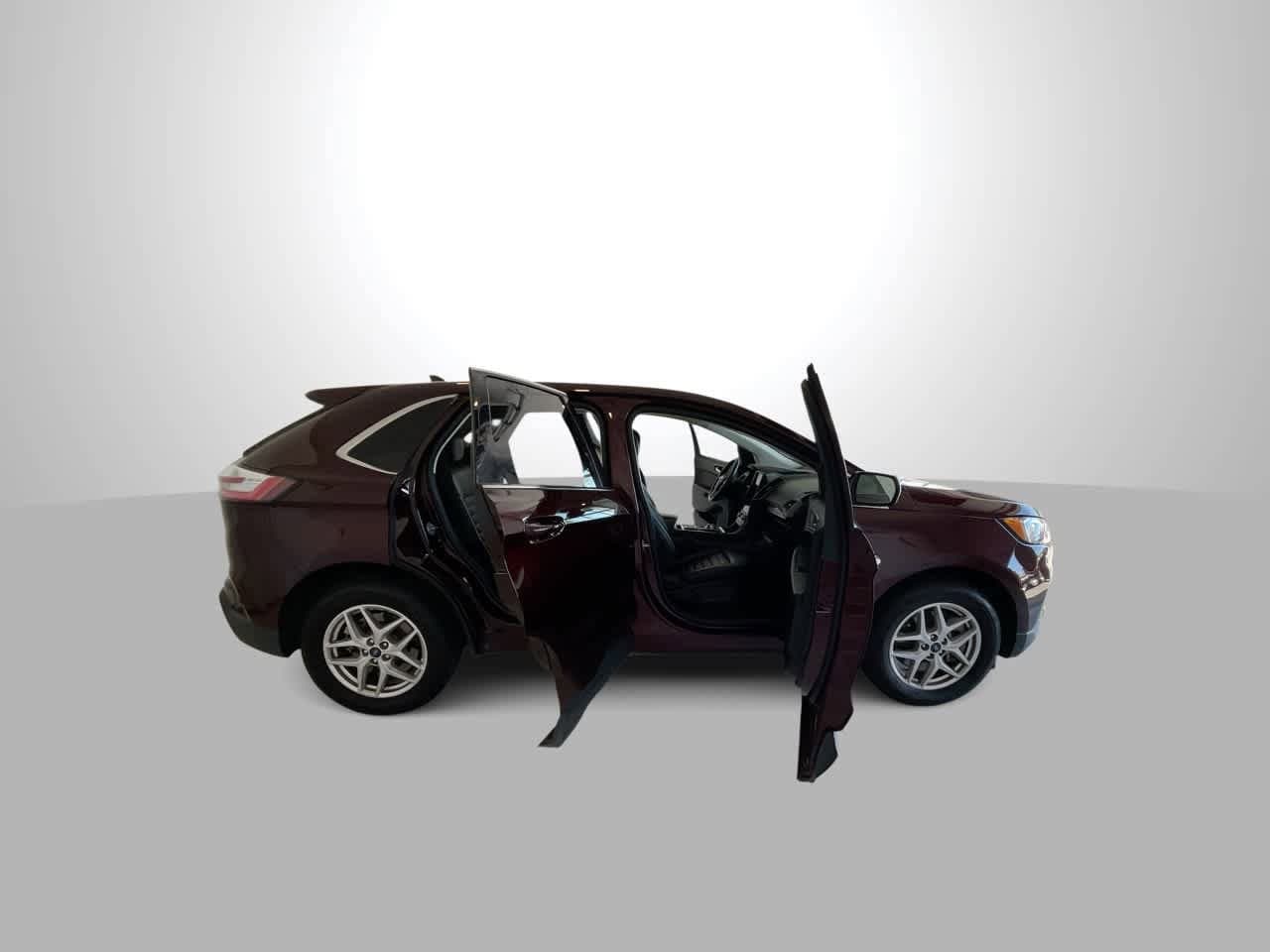 Thumbnail: 2022 Ford Edge - 9