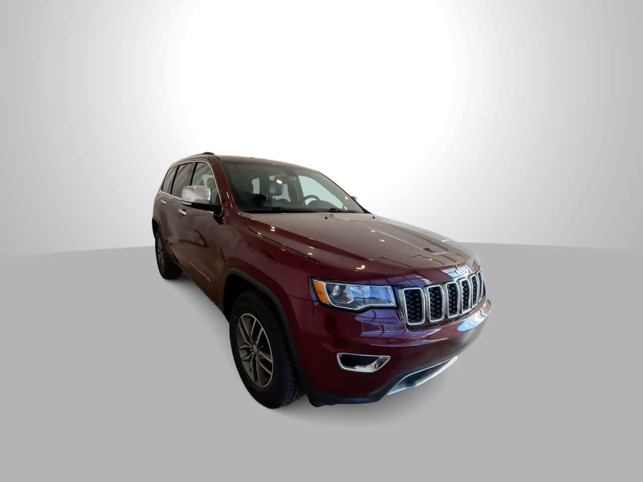 Thumbnail: 2017 Jeep Grand Cherokee - 2
