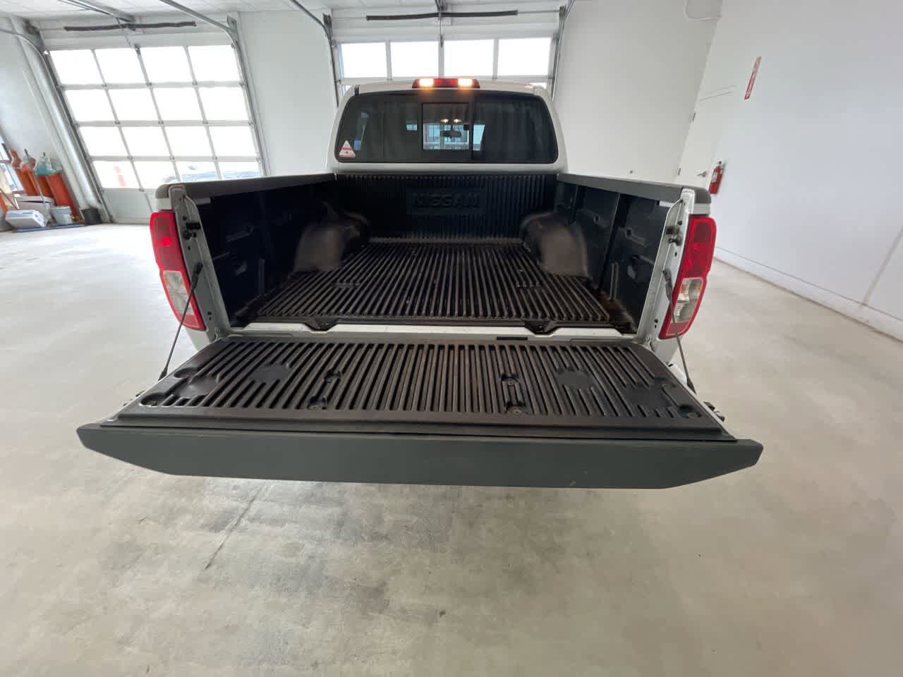 Thumbnail: 2017 Nissan Frontier - 21