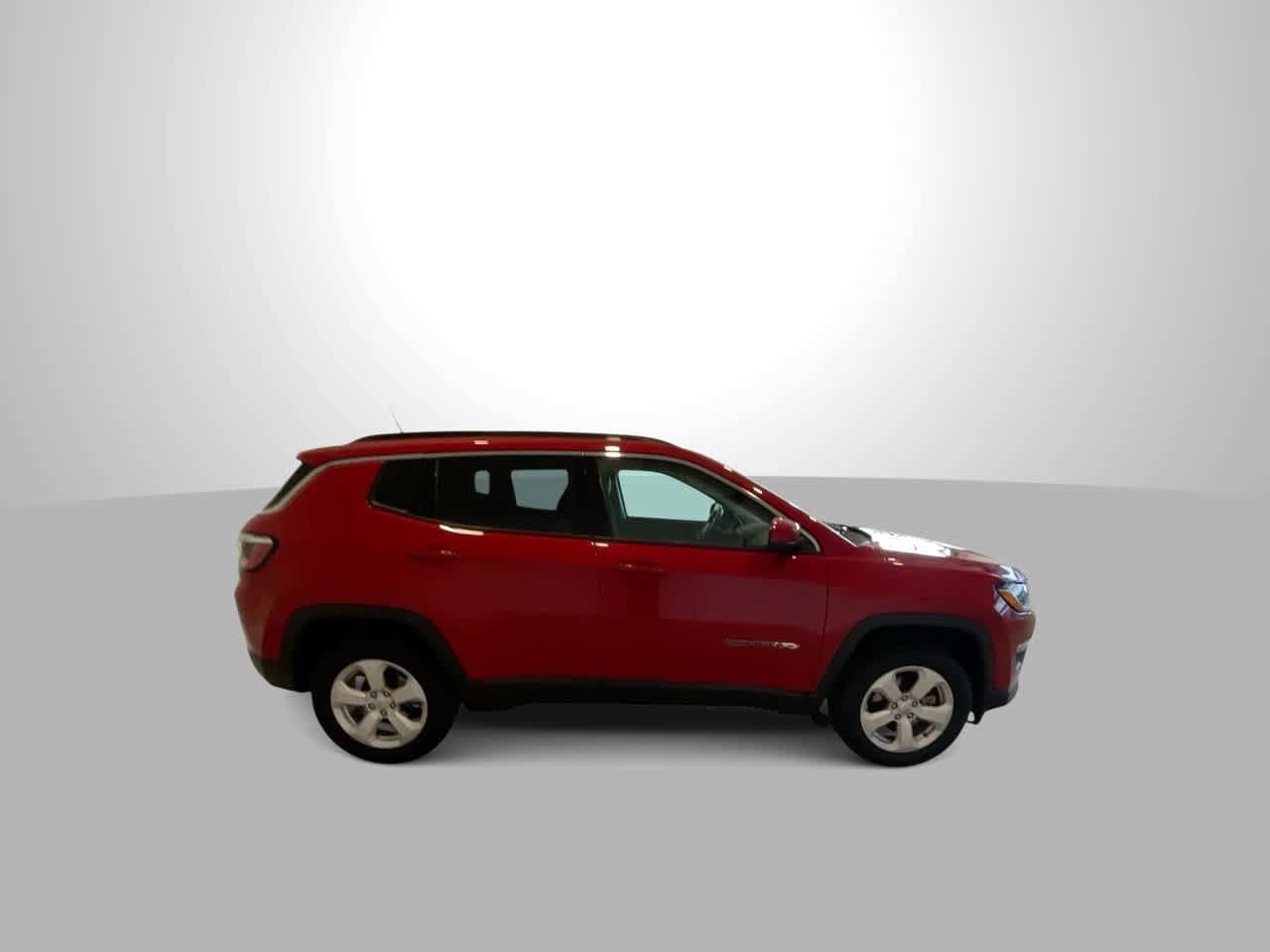 Thumbnail: 2021 Jeep Compass - 9