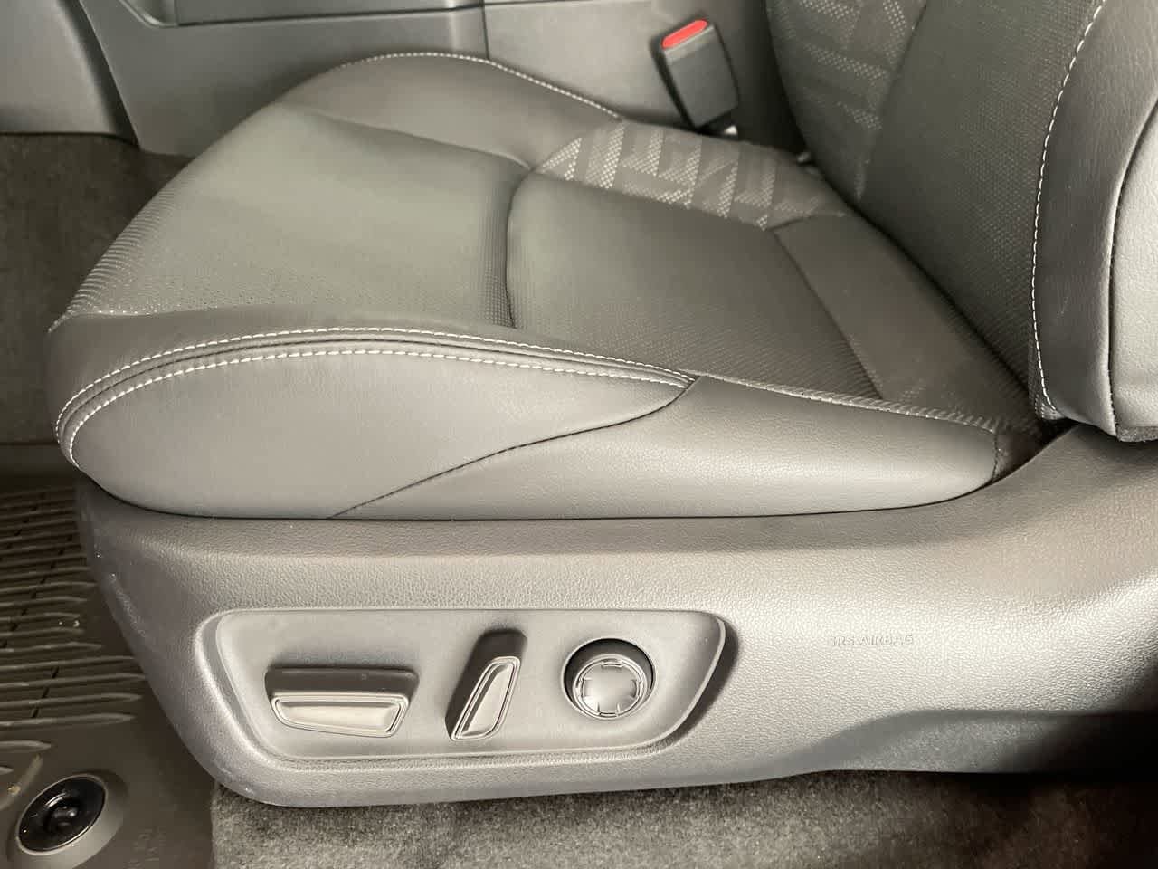 Thumbnail: 2025 Toyota 4Runner - 12