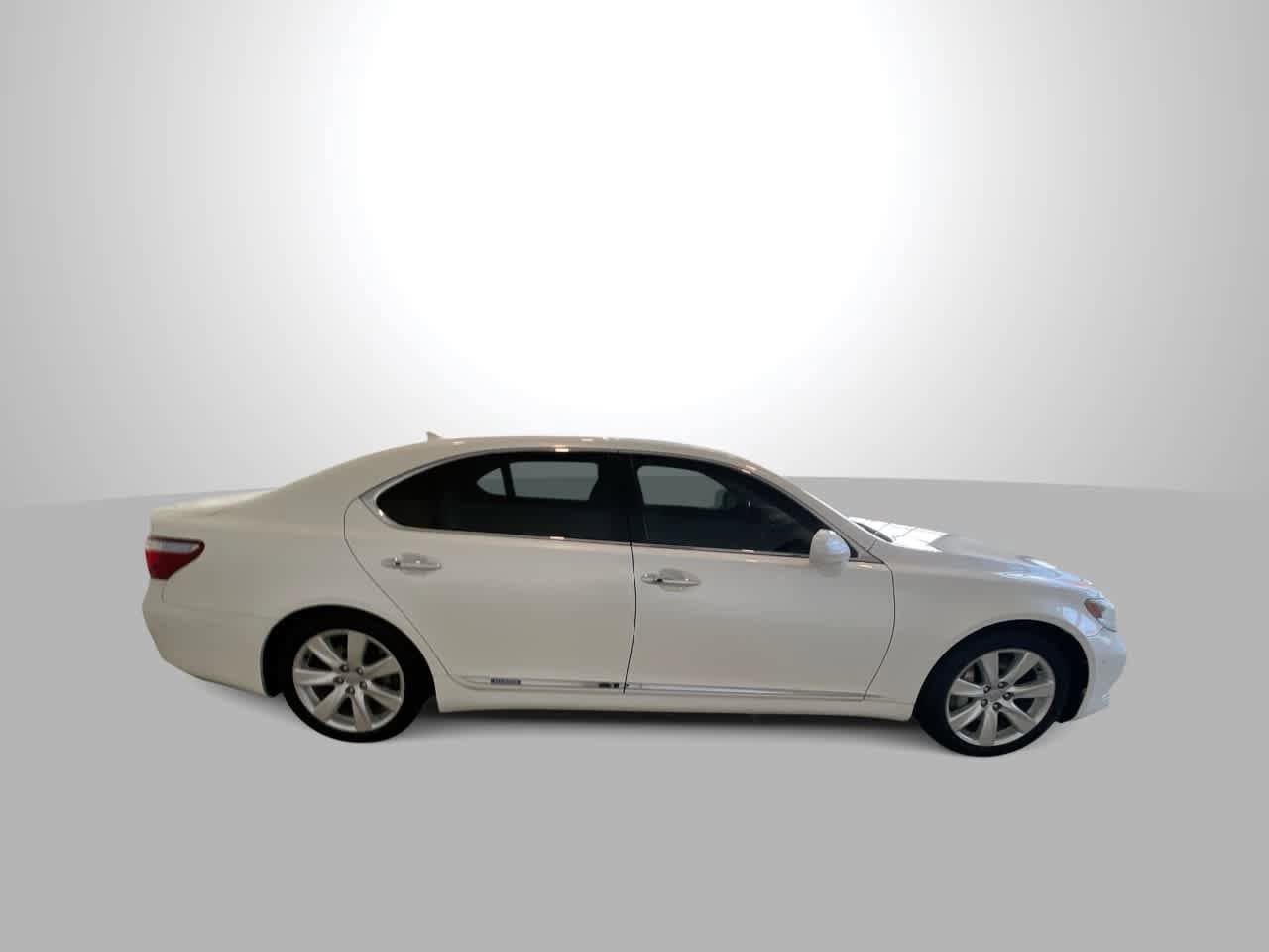 Thumbnail: 2008 Lexus LS - 9