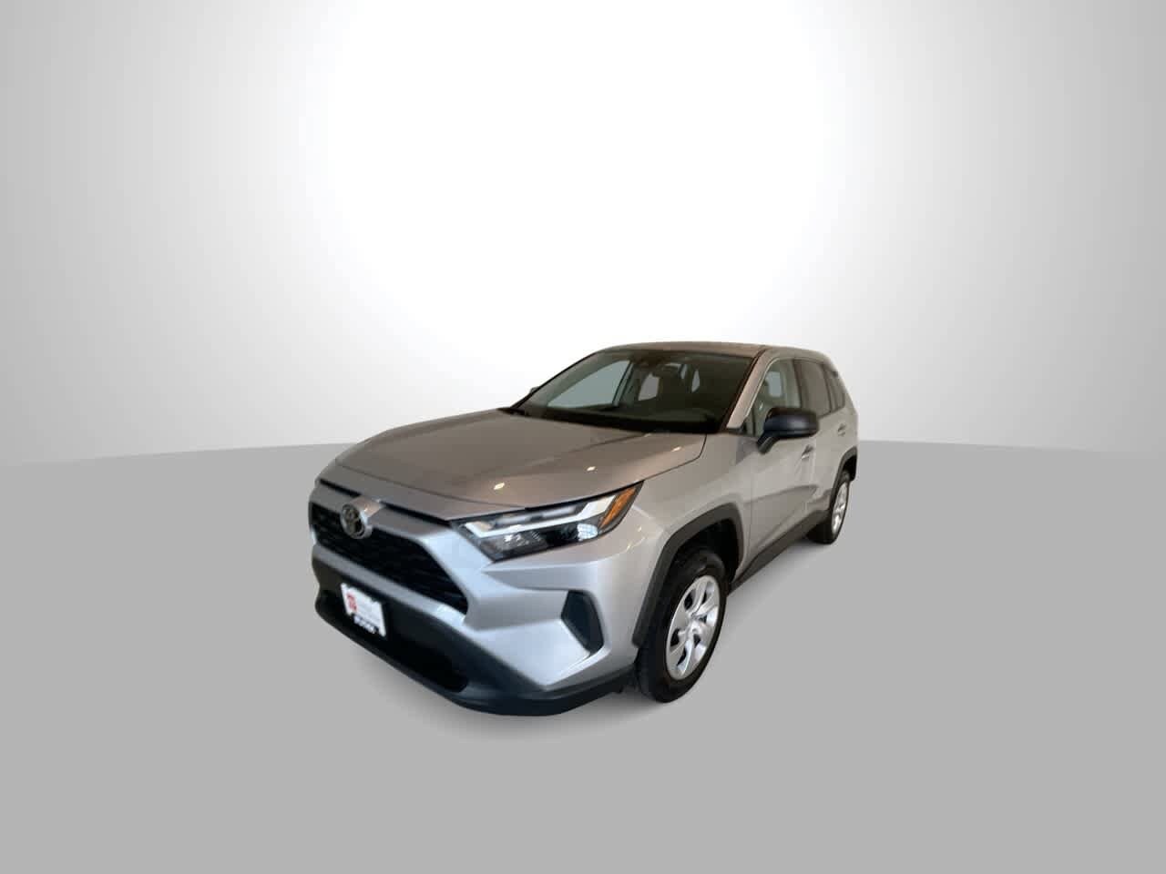 2024 Toyota RAV4 LE photo 2
