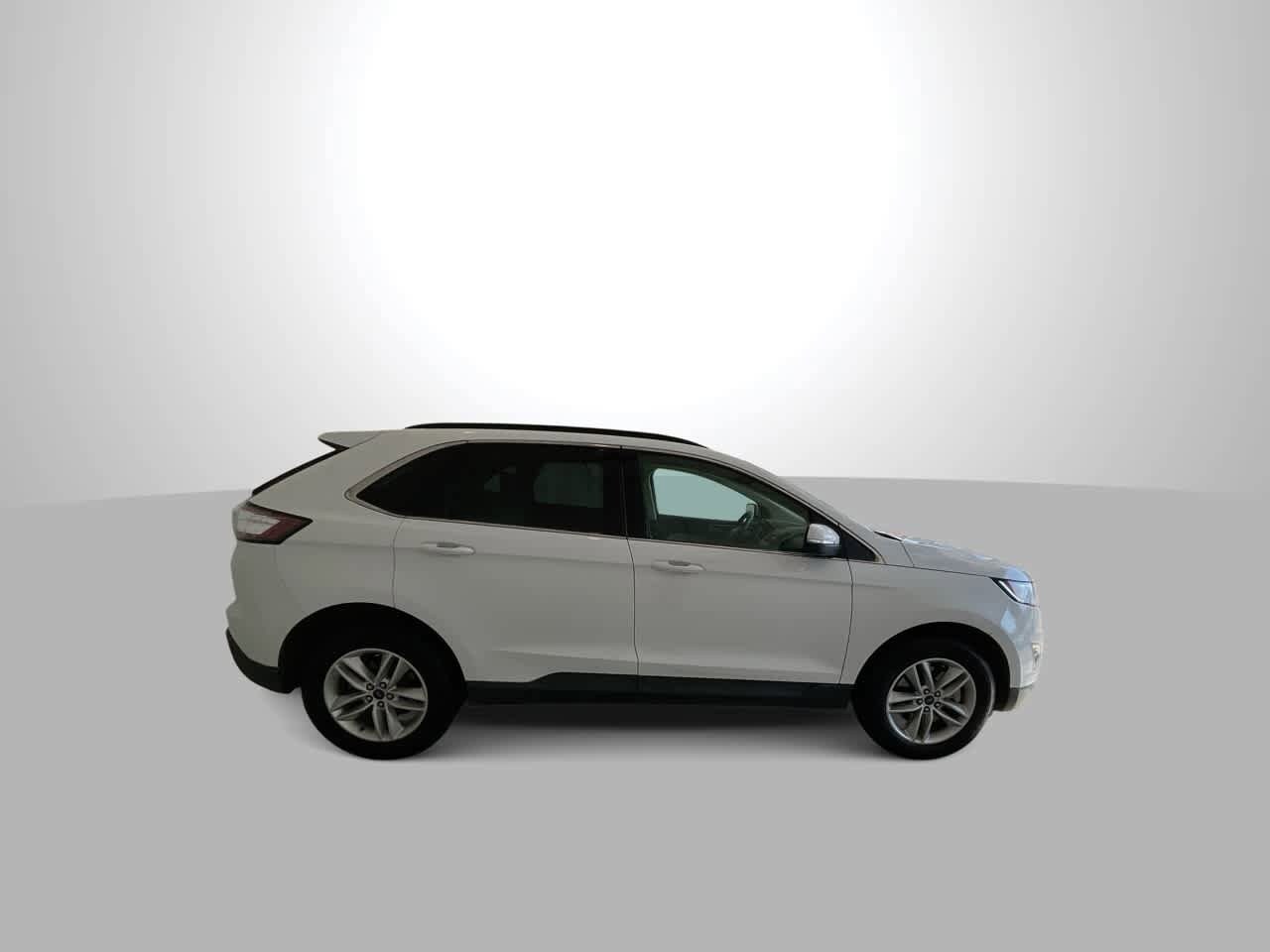 Thumbnail: 2017 Ford Edge - 9
