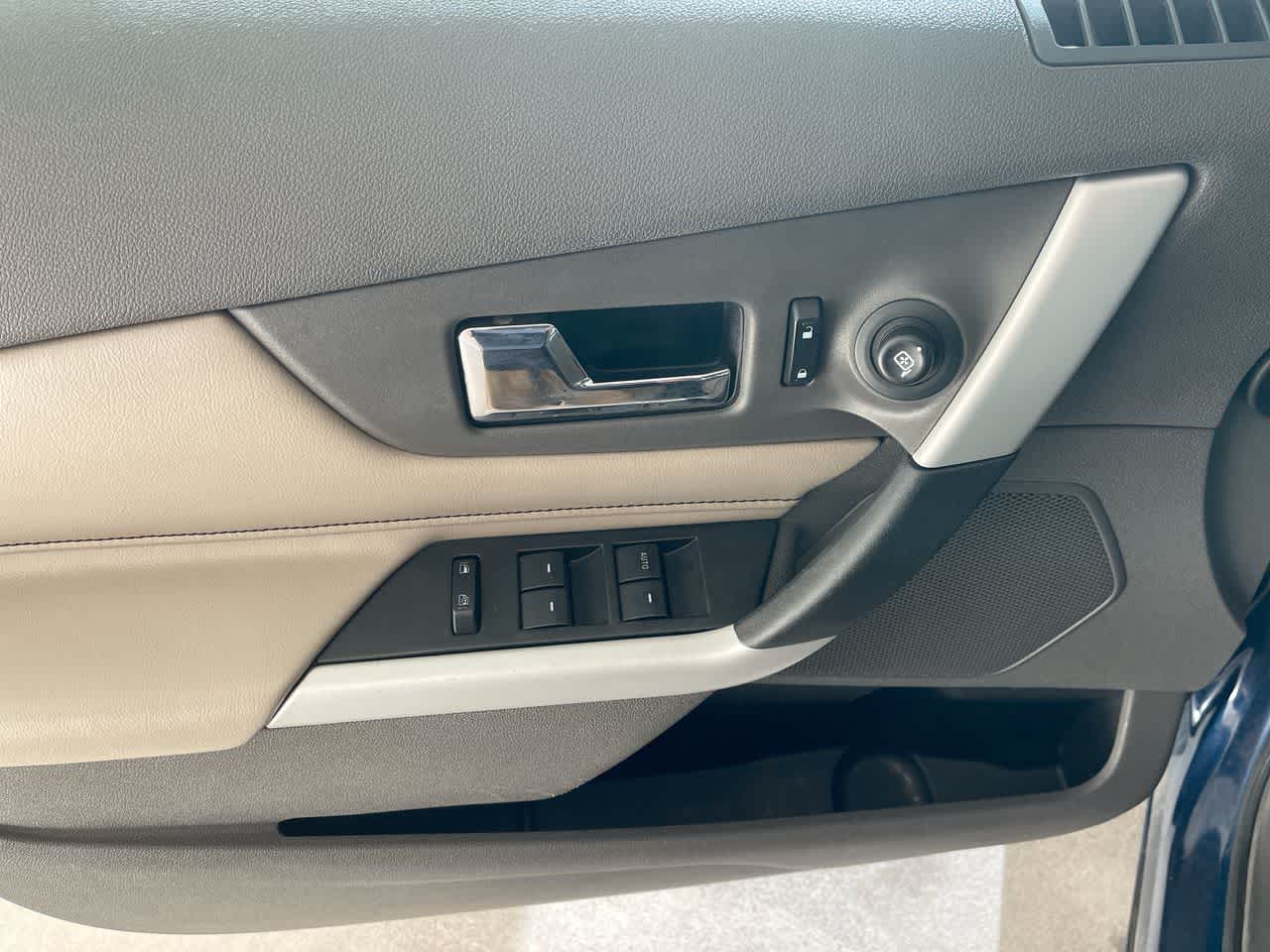 Thumbnail: 2012 Ford Edge - 13