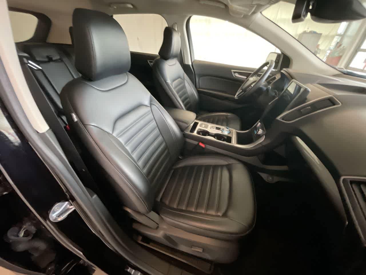 Thumbnail: 2024 Ford Edge - 23