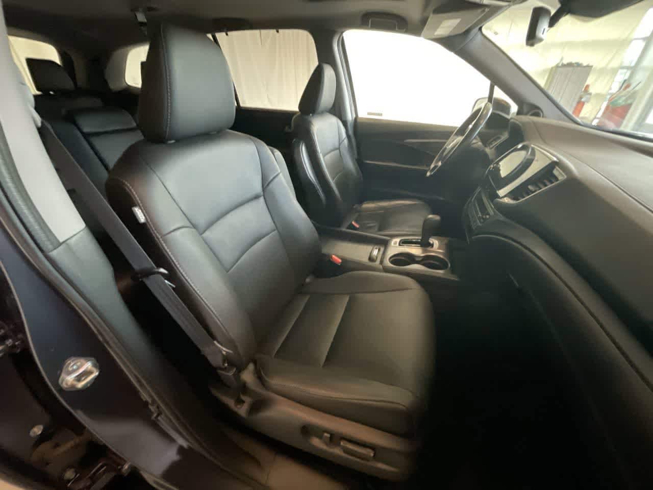 Thumbnail: 2020 Honda Pilot - 28