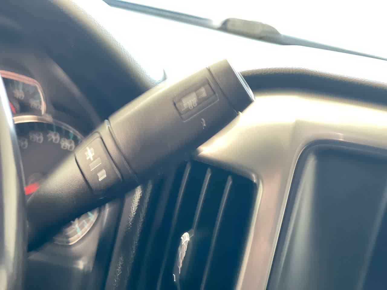 Thumbnail: 2018 Chevrolet Silverado 1500 - 20