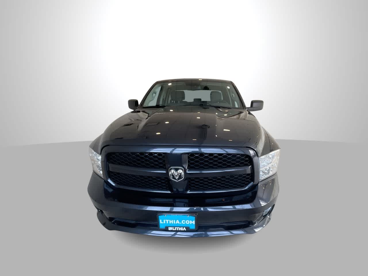 Thumbnail: 2020 RAM 1500 Classic - 3