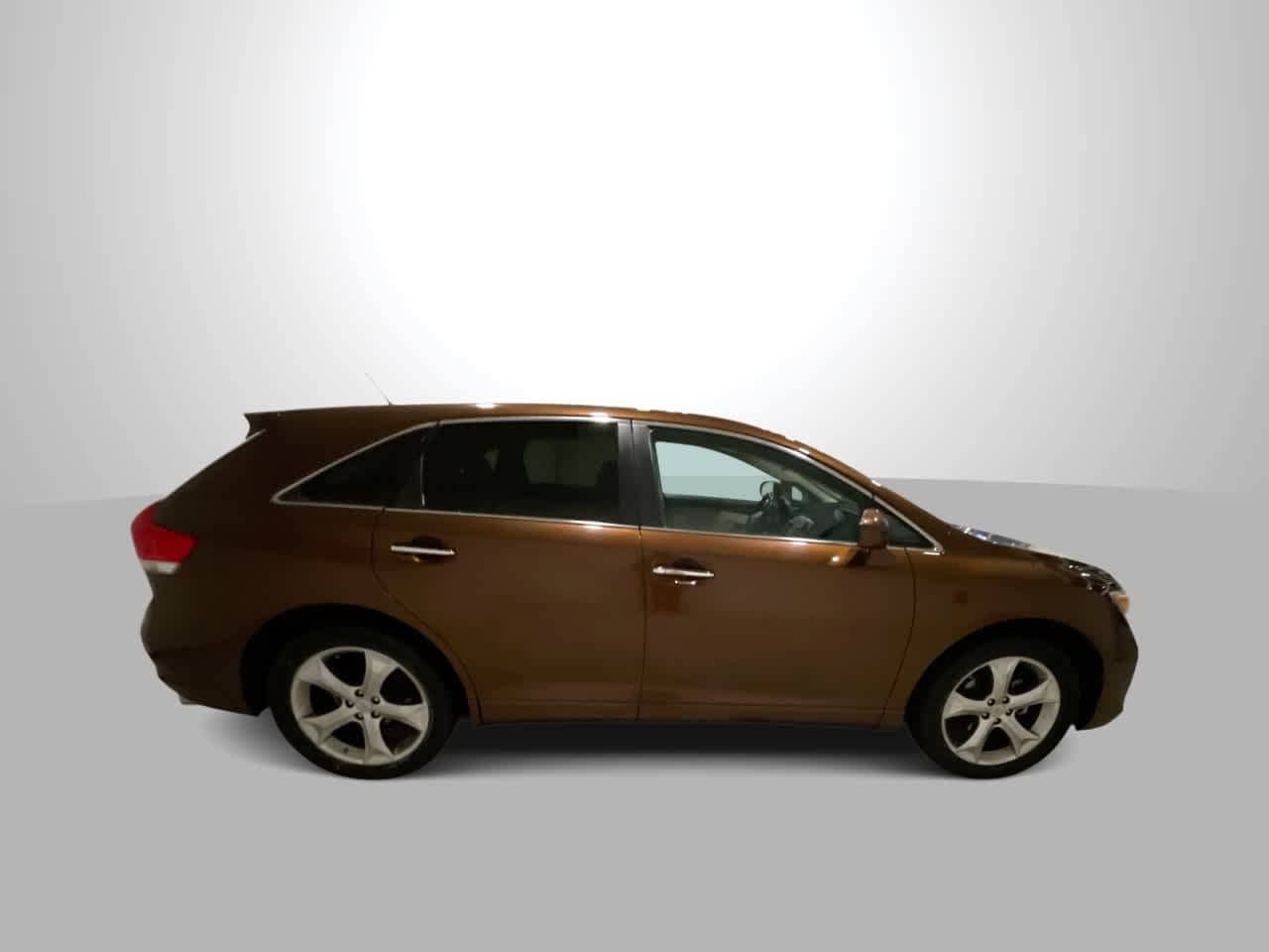 Thumbnail: 2009 Toyota Venza - 9