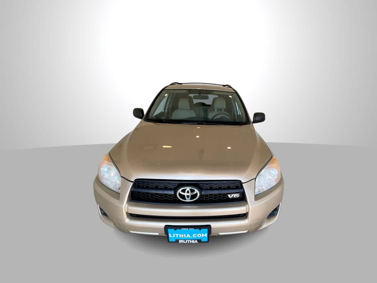 Thumbnail: 2012 Toyota RAV4 - 2