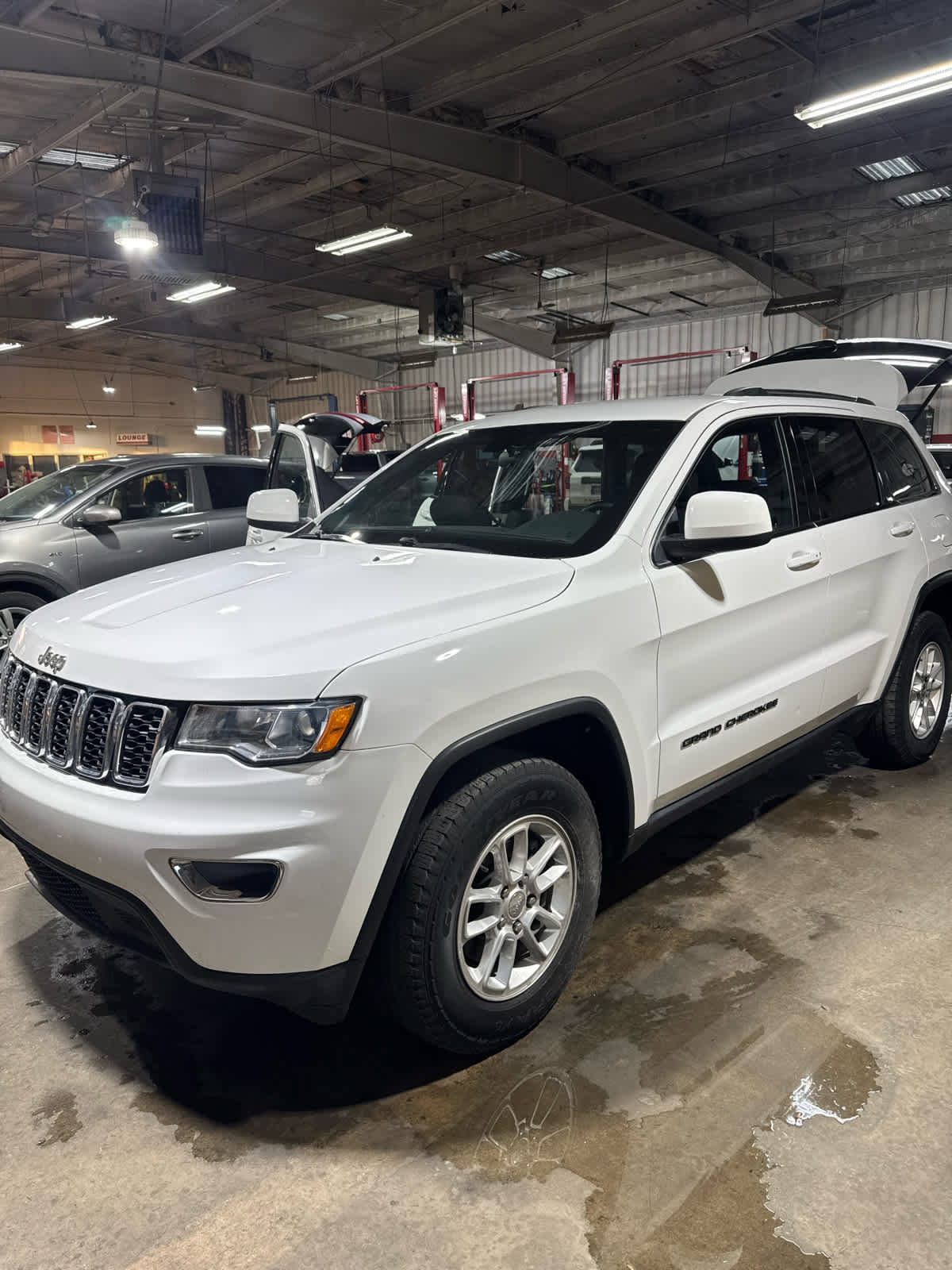 2020 Jeep Grand Cherokee Laredo E's photo