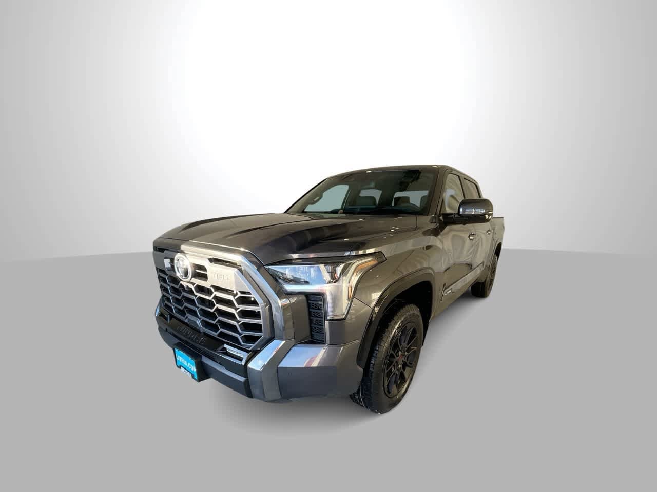 2026 Toyota Tundra Platinum's photo