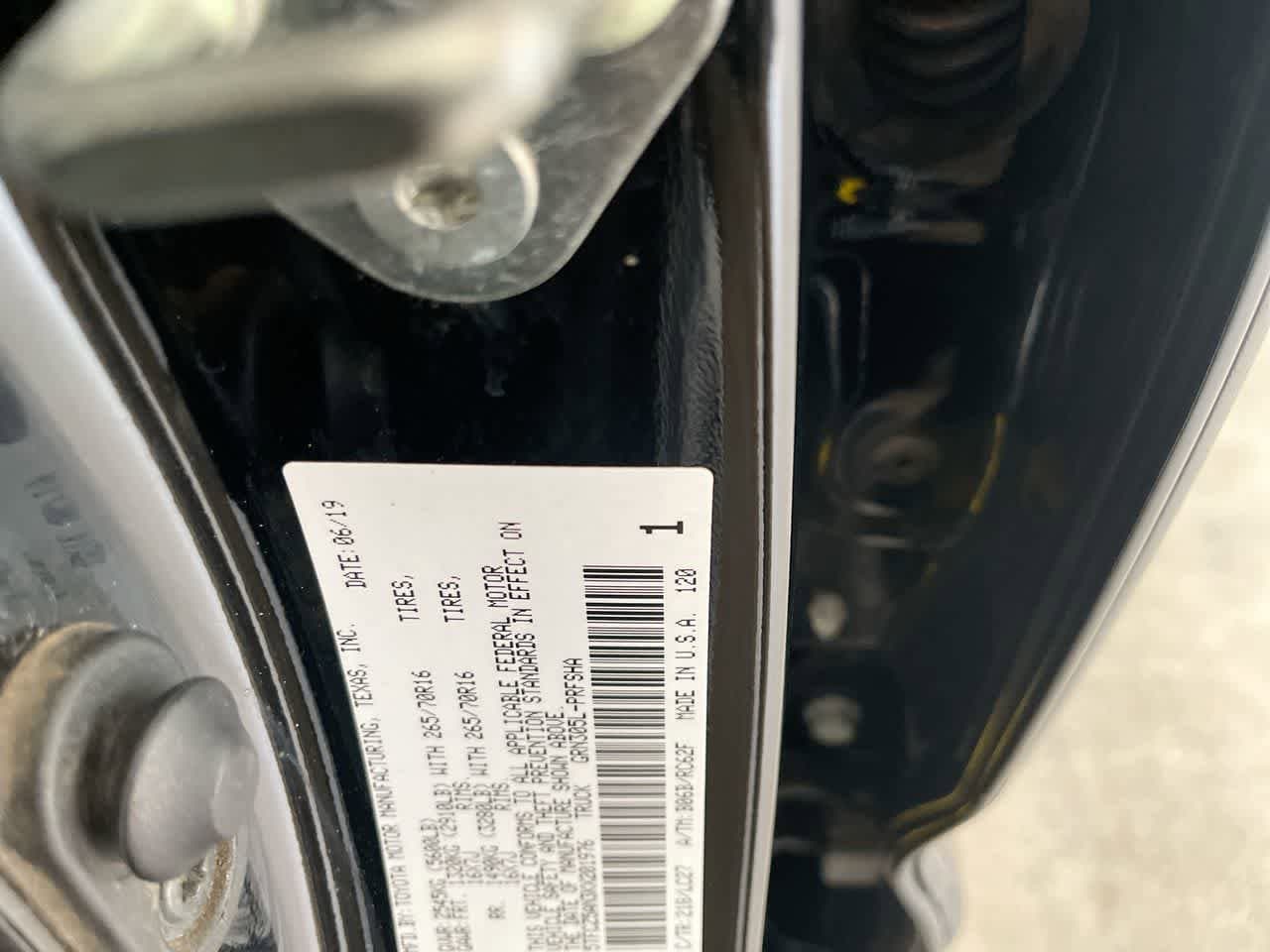 Thumbnail: 2019 Toyota Tacoma - 28