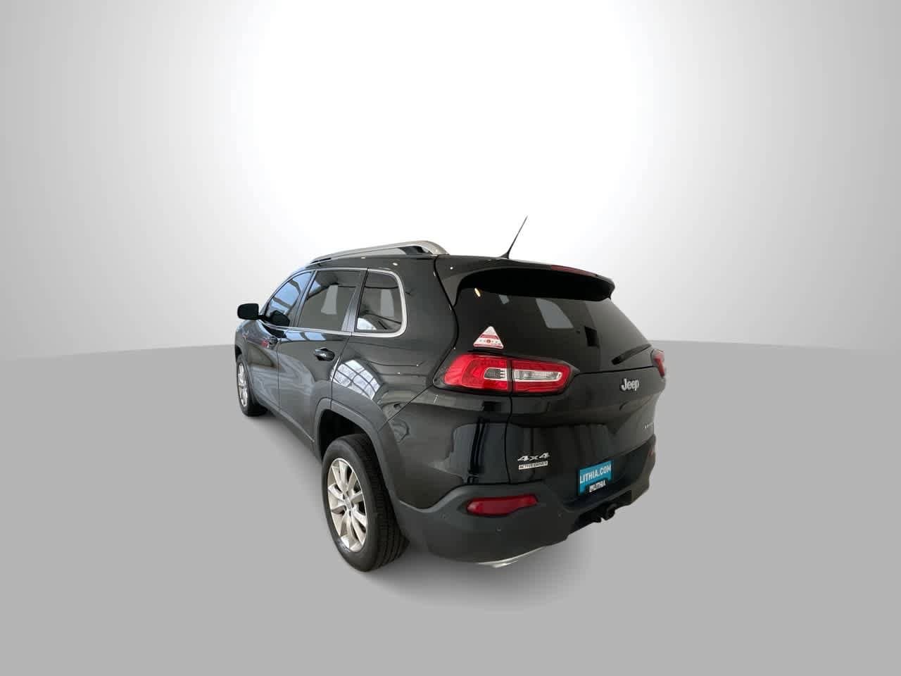 Thumbnail: 2015 Jeep Cherokee - 6