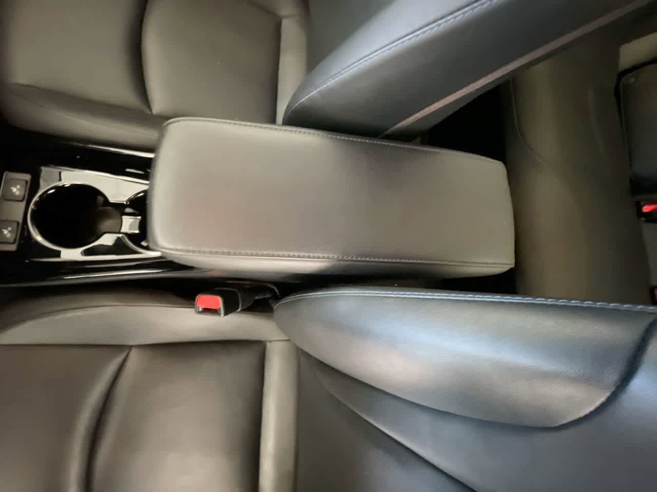 Thumbnail: 2020 Toyota Prius - 21