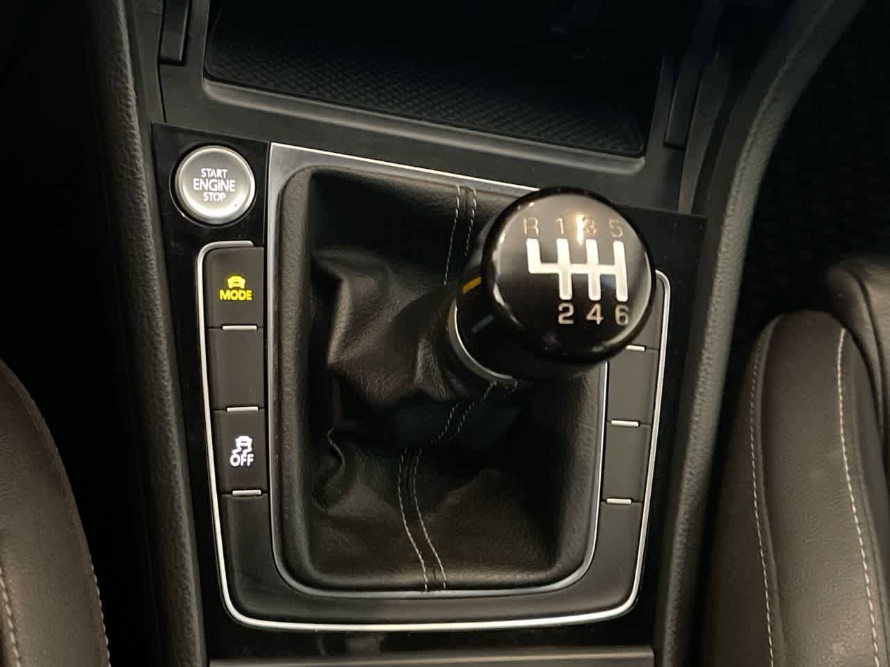 Thumbnail: 2016 Volkswagen Golf - 19