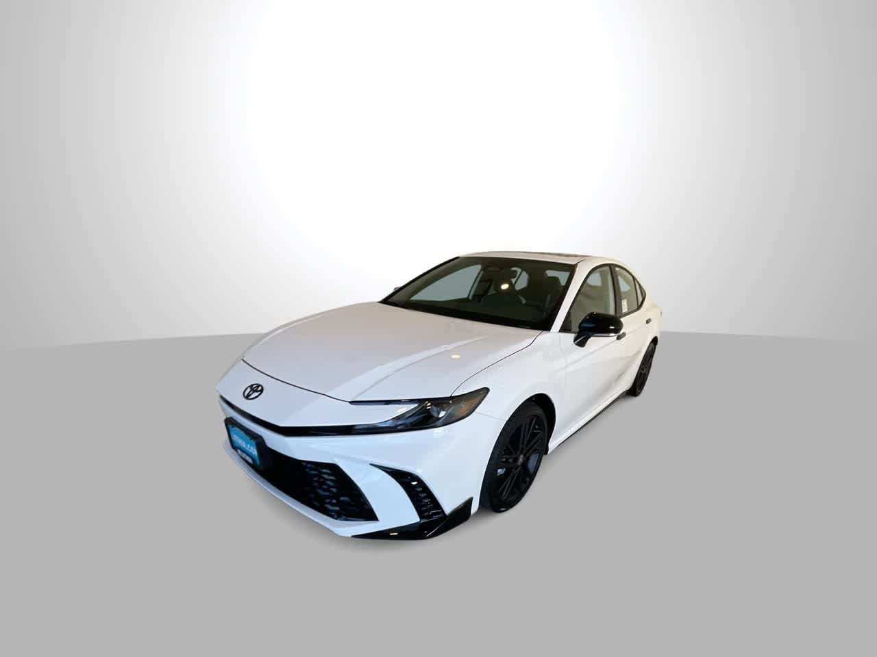 Thumbnail: 2026 Toyota Camry - 4