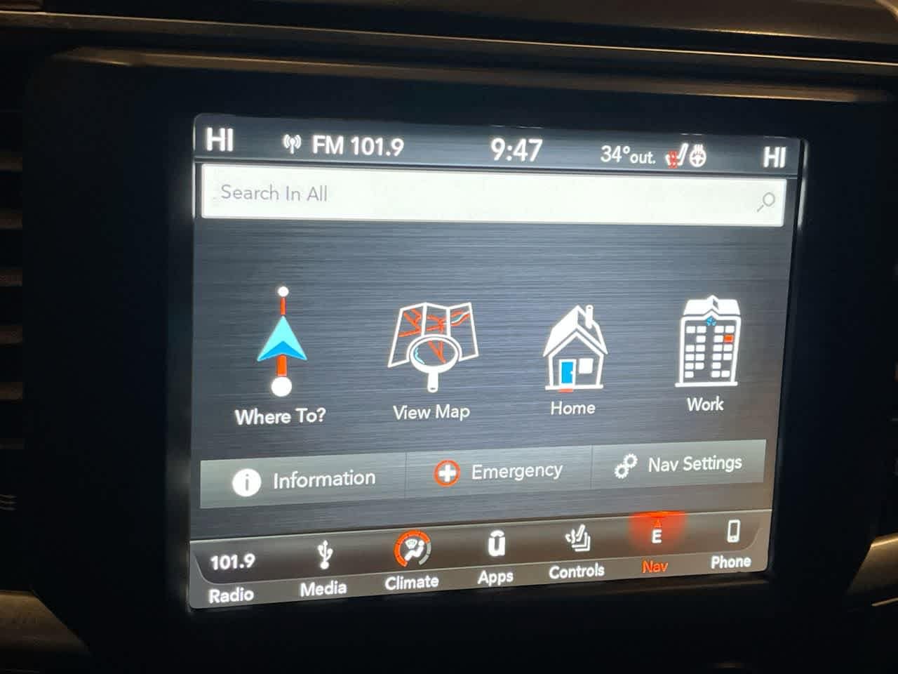 Thumbnail: 2019 RAM 1500 Classic - 18