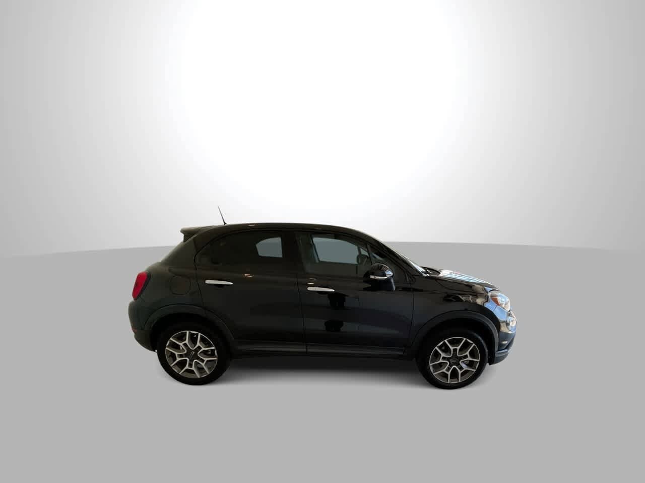 Thumbnail: 2019 Fiat 500X - 9